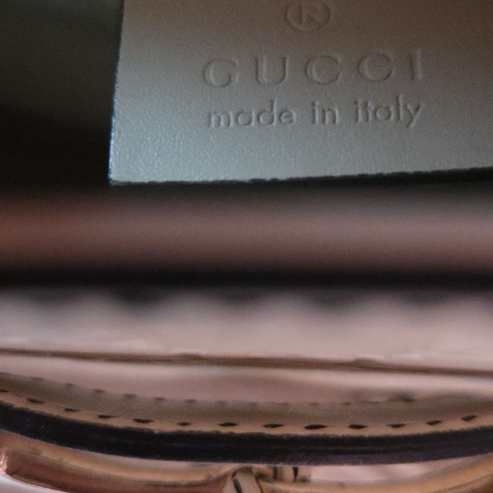 Gucci‎ Silvie White Shoulder Bag with Silver Accents - Picture 6 of 10